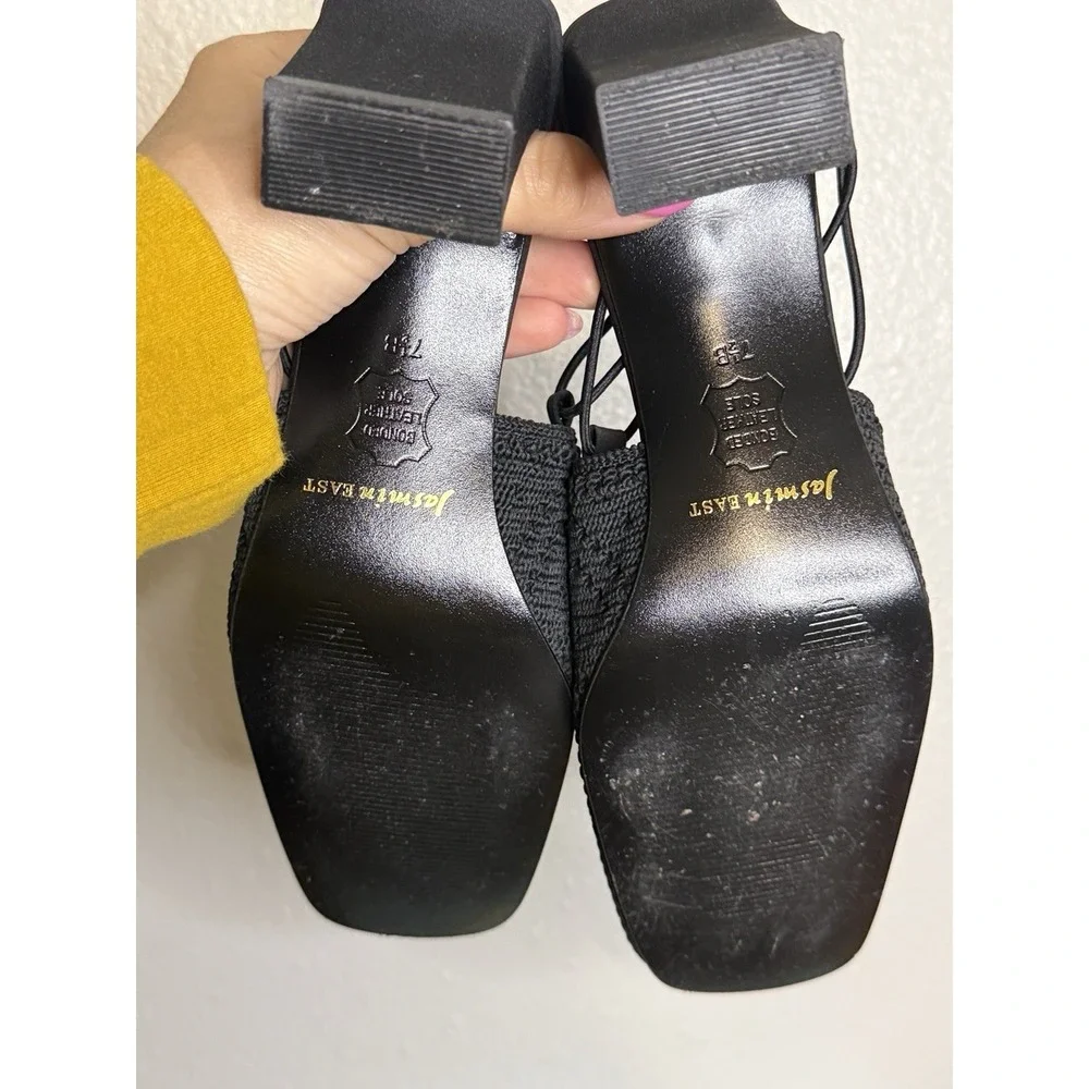 Jasmine East Women's Slip On Shoes Black Woven Fabric Strappy Heels Size 7.5